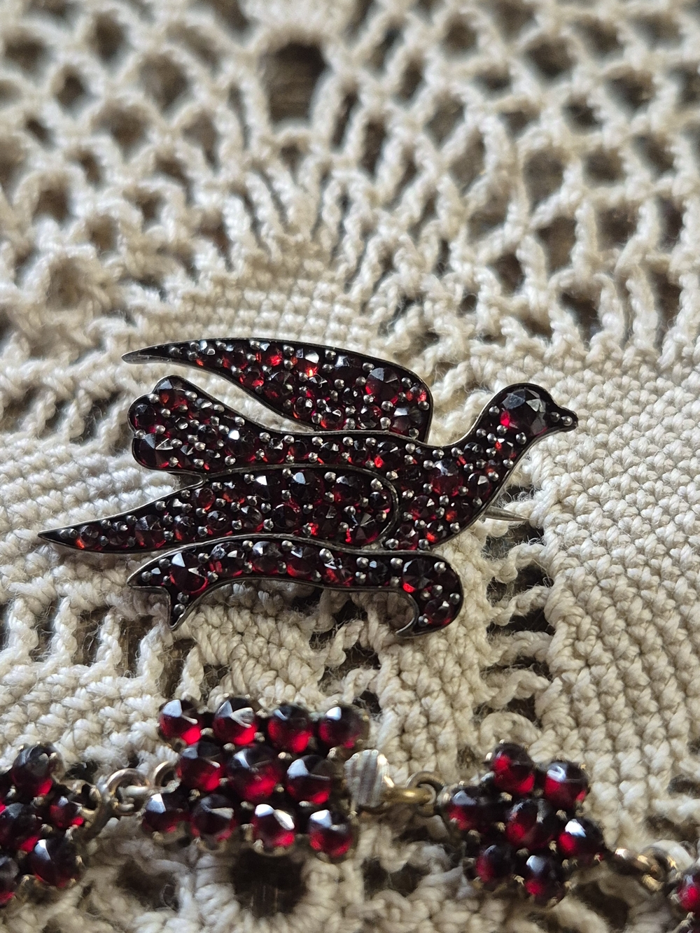 Victorian Red Czech Glass Flower Bracelet and Bird Brooch Set - Picture 2 of 13
